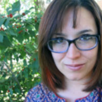 headshot Michelle Donahue